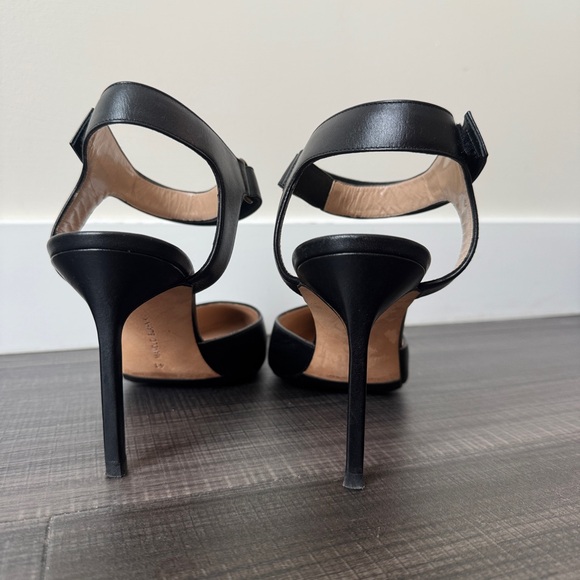 MANOLO BLAHNIK strappy heels - Picture 6 of 6